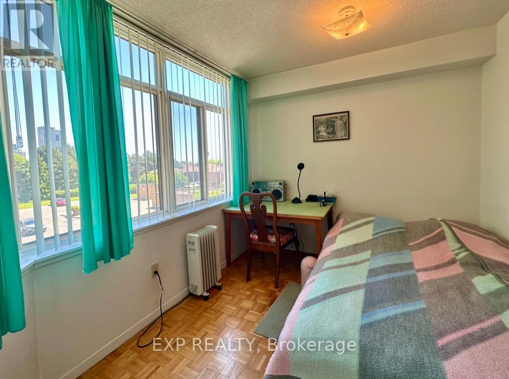 #303 300 WEBB DRIVE - 19