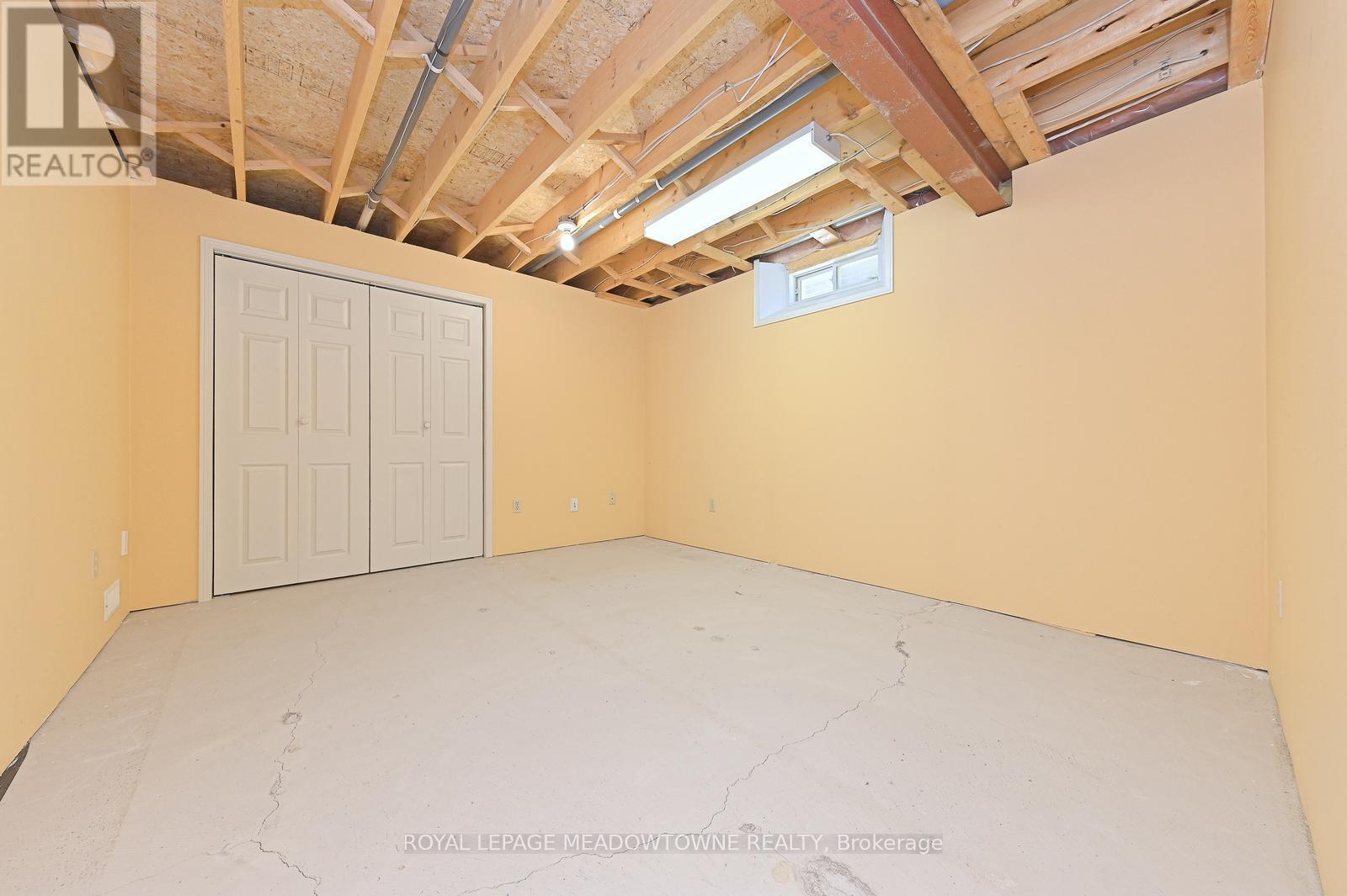 16 HARROP AVENUE - 35