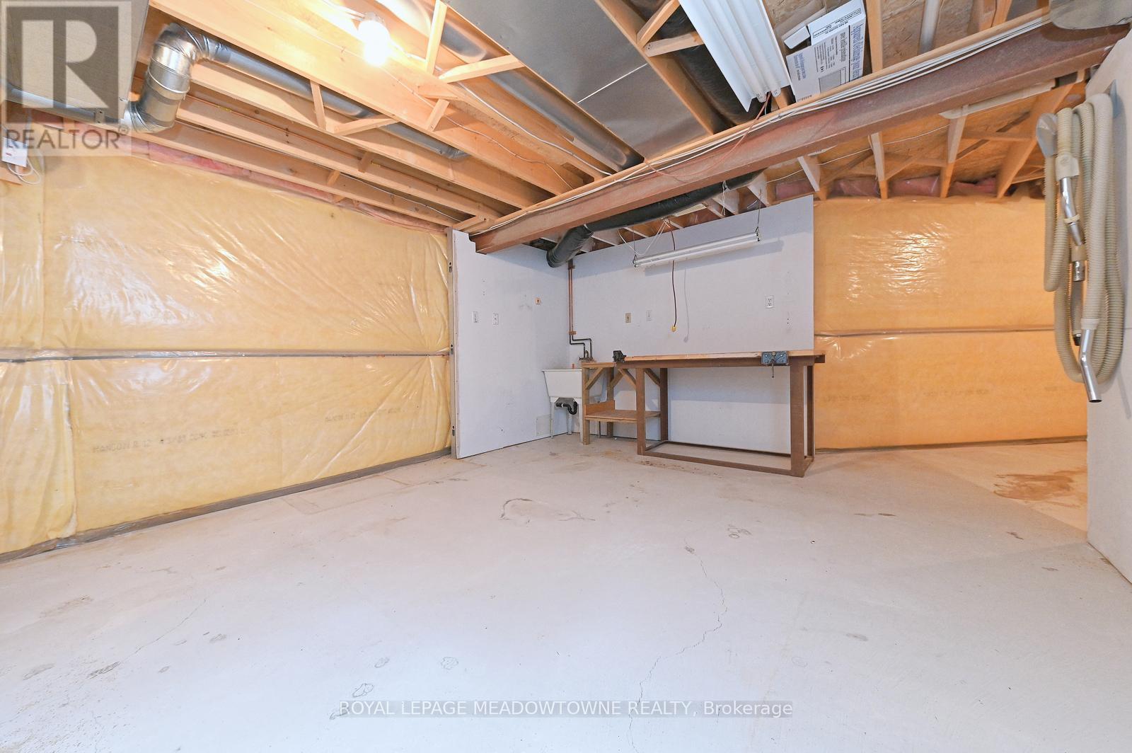 16 HARROP AVENUE - 36