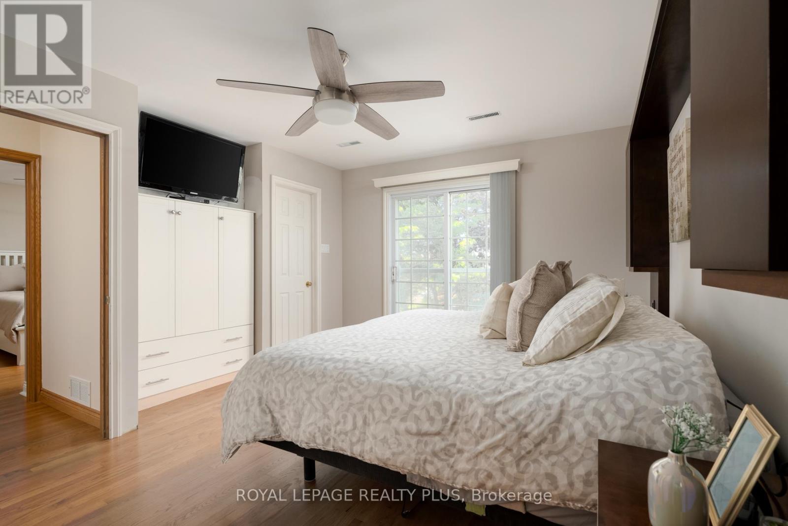 3629 SWIRLINGLEAVES CRESCENT - 28