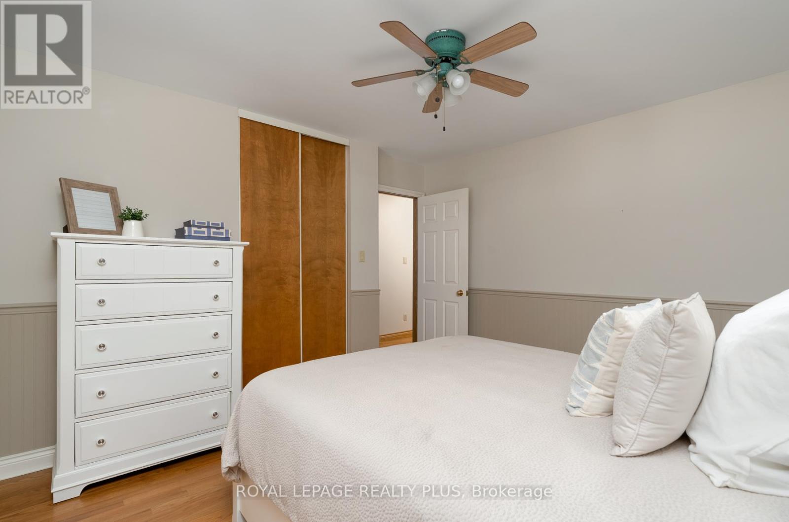 3629 SWIRLINGLEAVES CRESCENT - 31