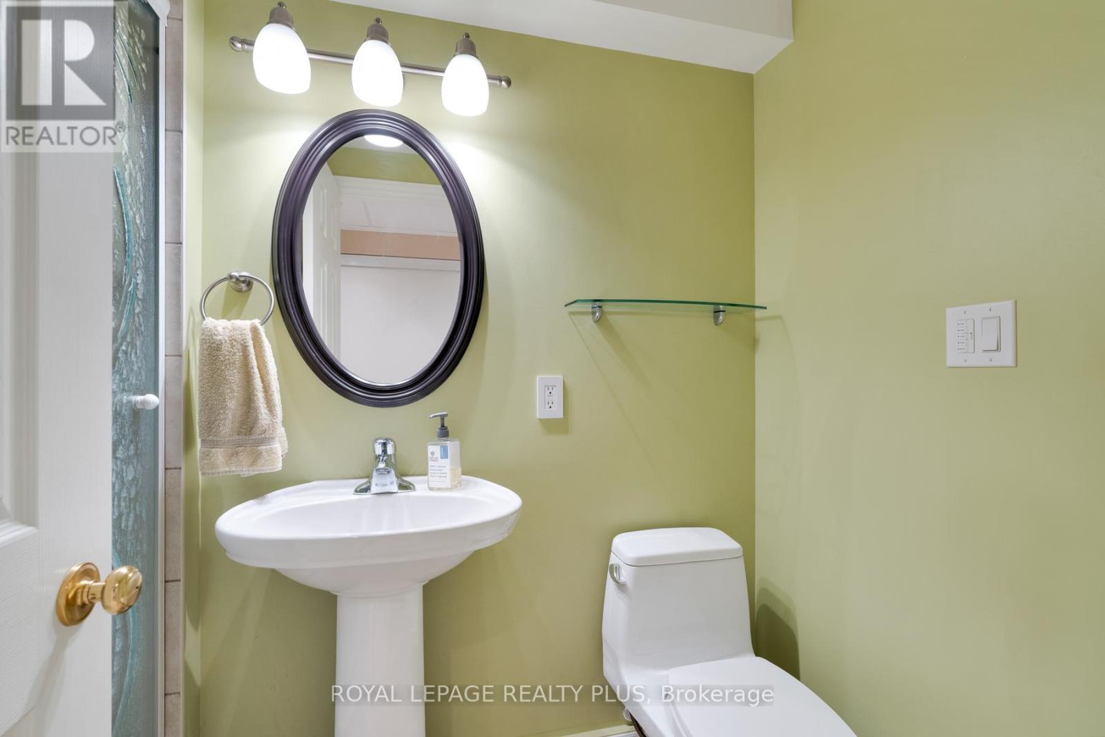 3629 SWIRLINGLEAVES CRESCENT - 37