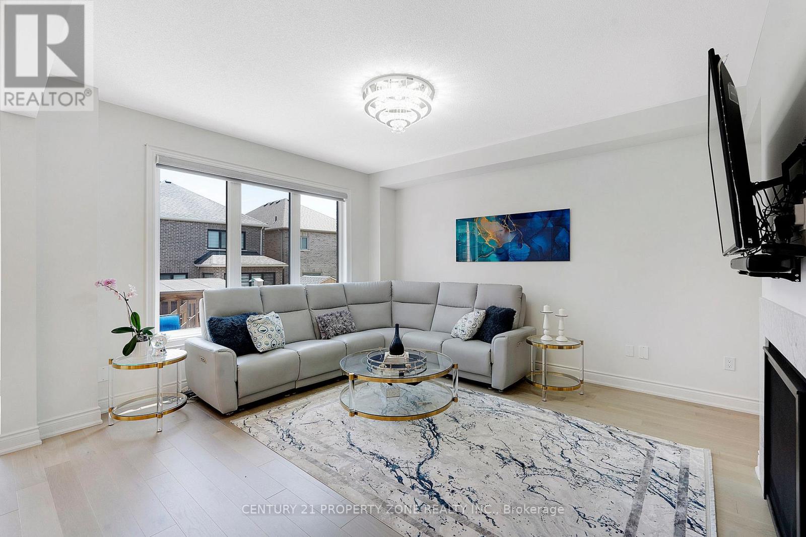 41 MERRIMAC DRIVE - 11