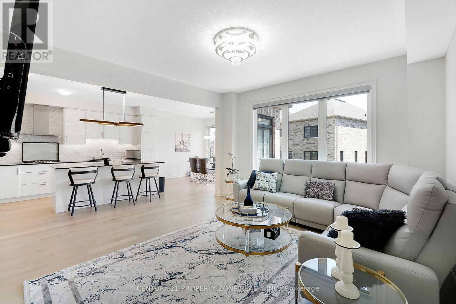 41 MERRIMAC DRIVE - 12