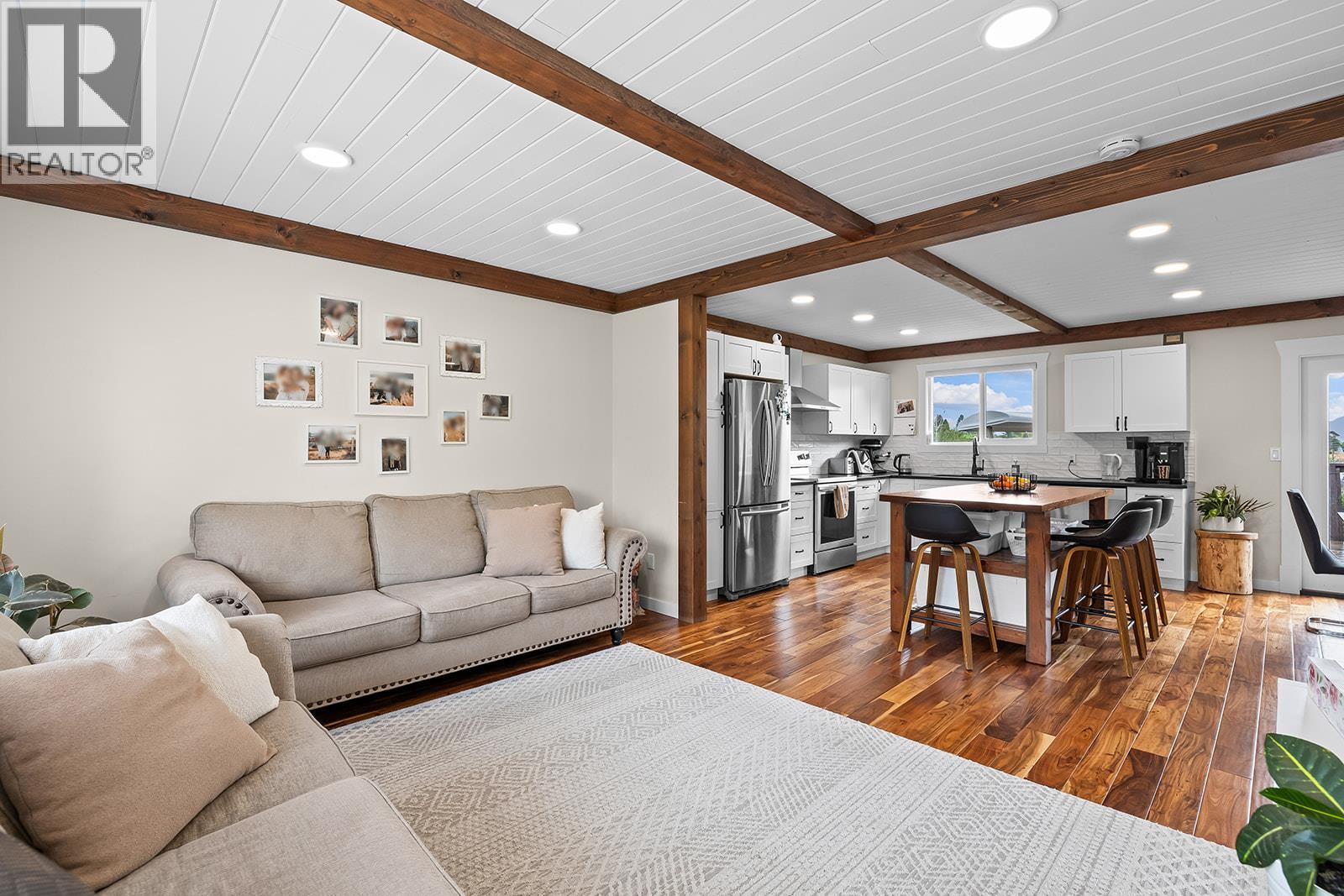 10108 Kel Vern Crescent, Lake Country