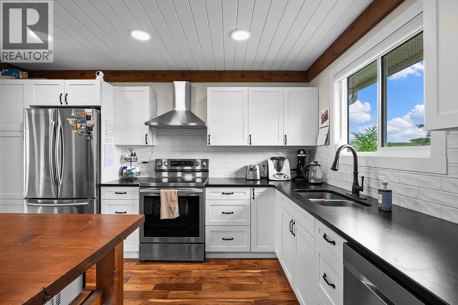 10108 Kel Vern Crescent, Lake Country