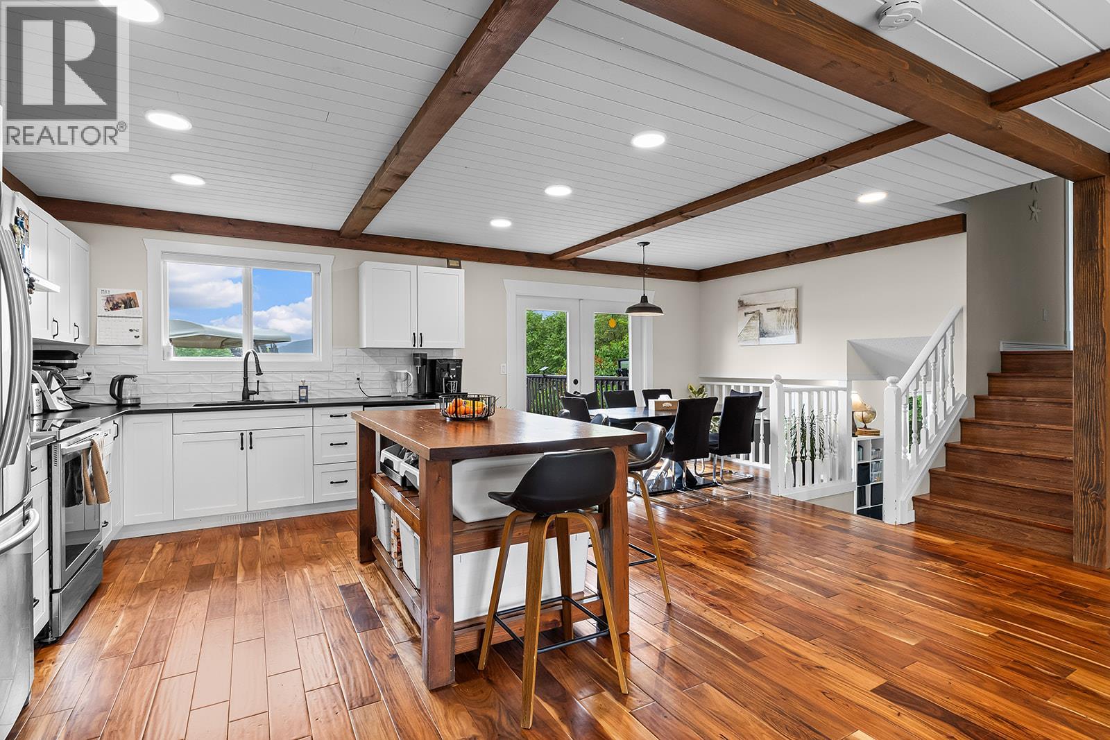10108 Kel Vern Crescent, Lake Country