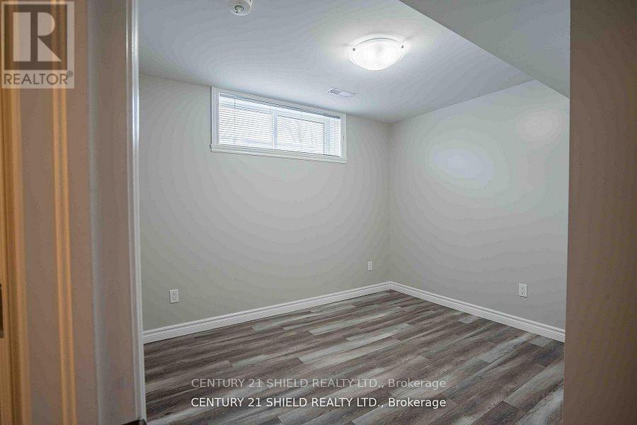 221 THIRD STREET W - 21