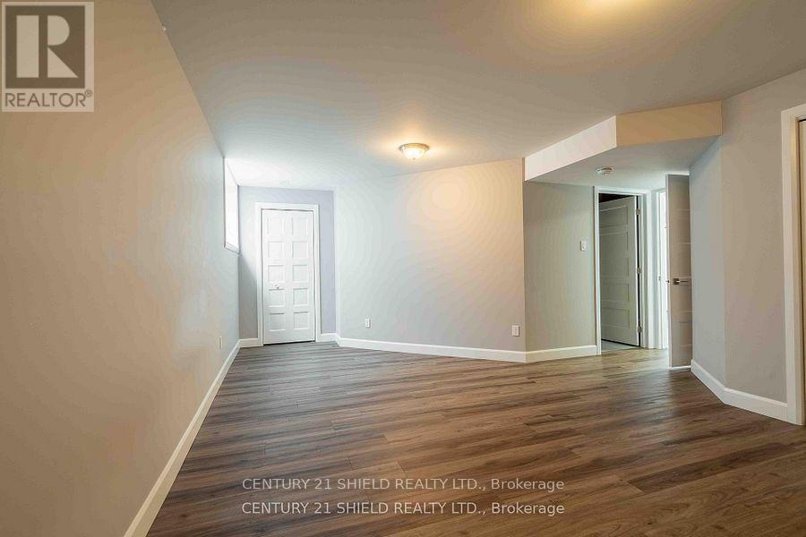 238 EAST RIDGE DRIVE - 18