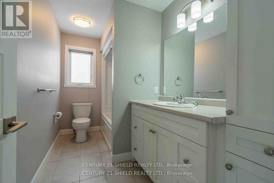 238 EAST RIDGE DRIVE - 5