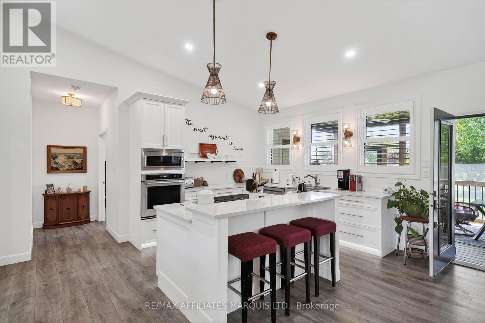 4996 ROSEBUSH DRIVE - 10