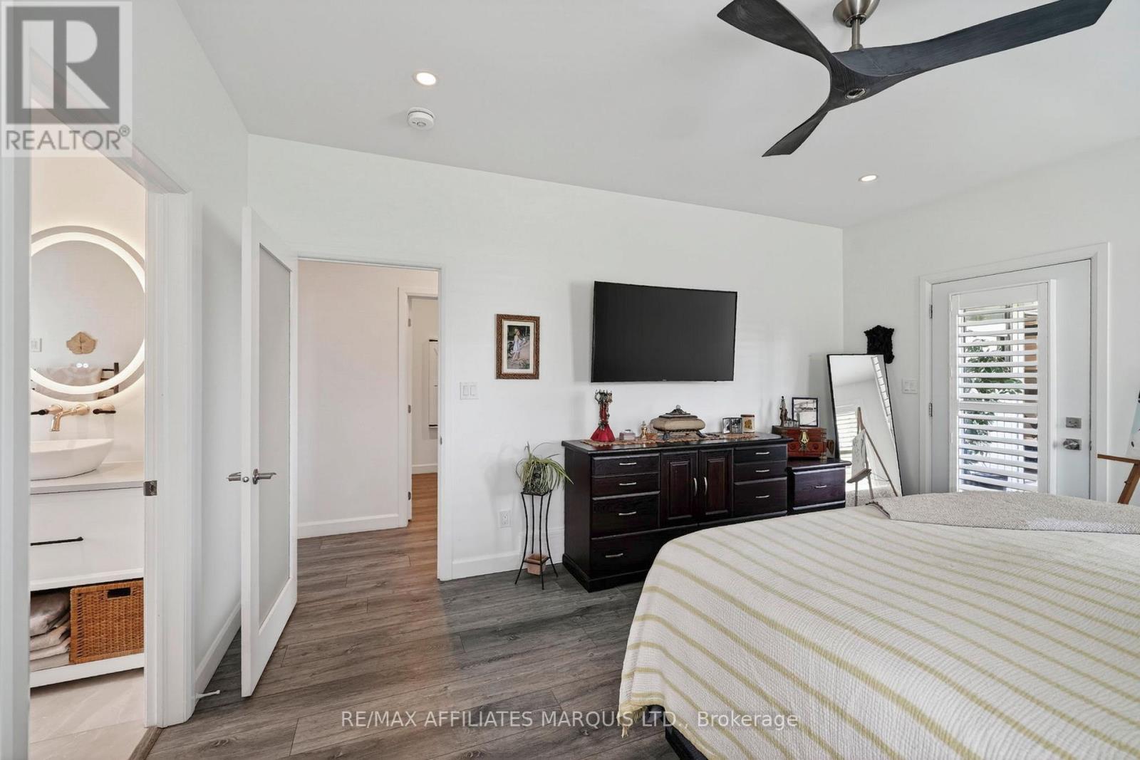 4996 ROSEBUSH DRIVE - 18