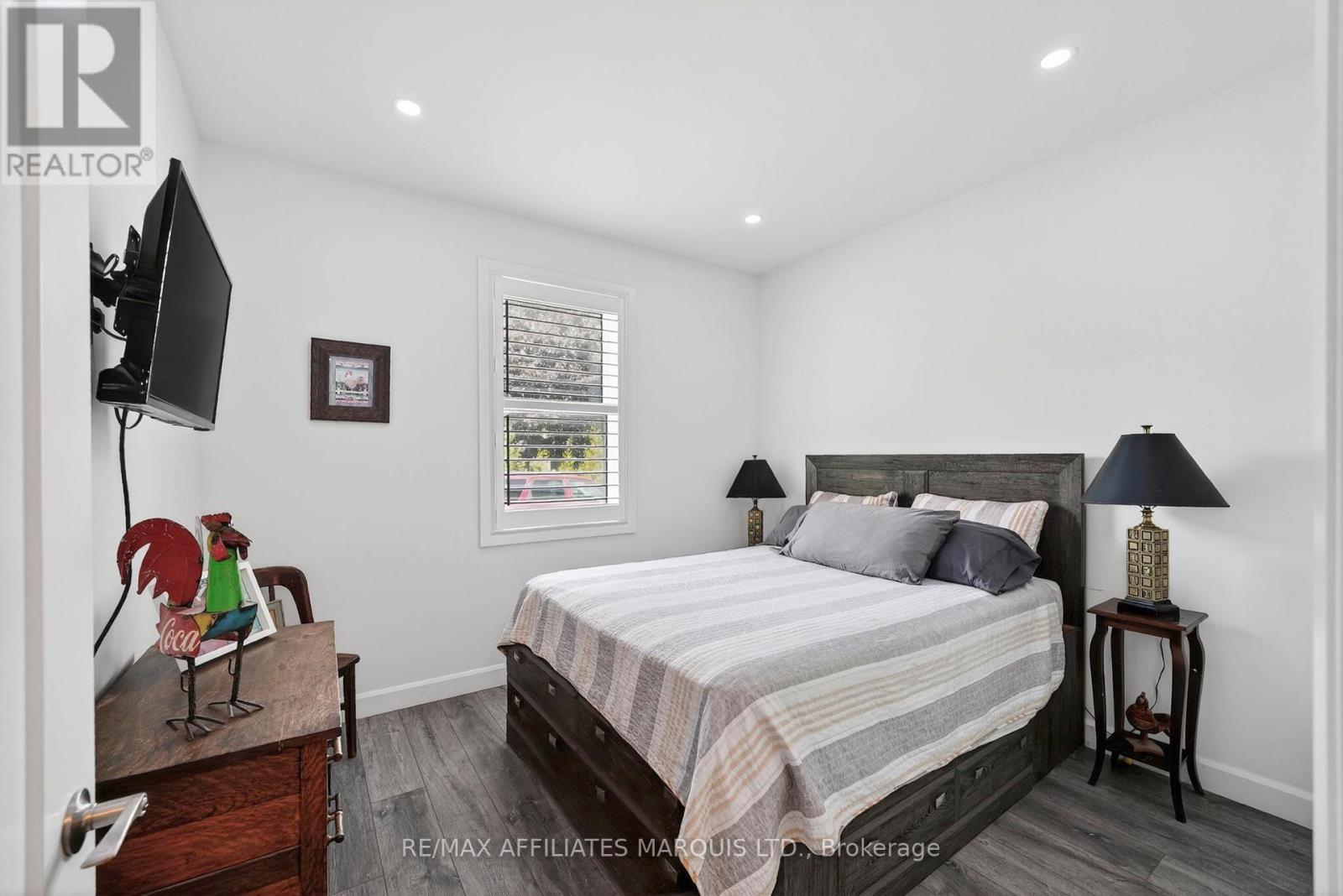 4996 ROSEBUSH DRIVE - 22
