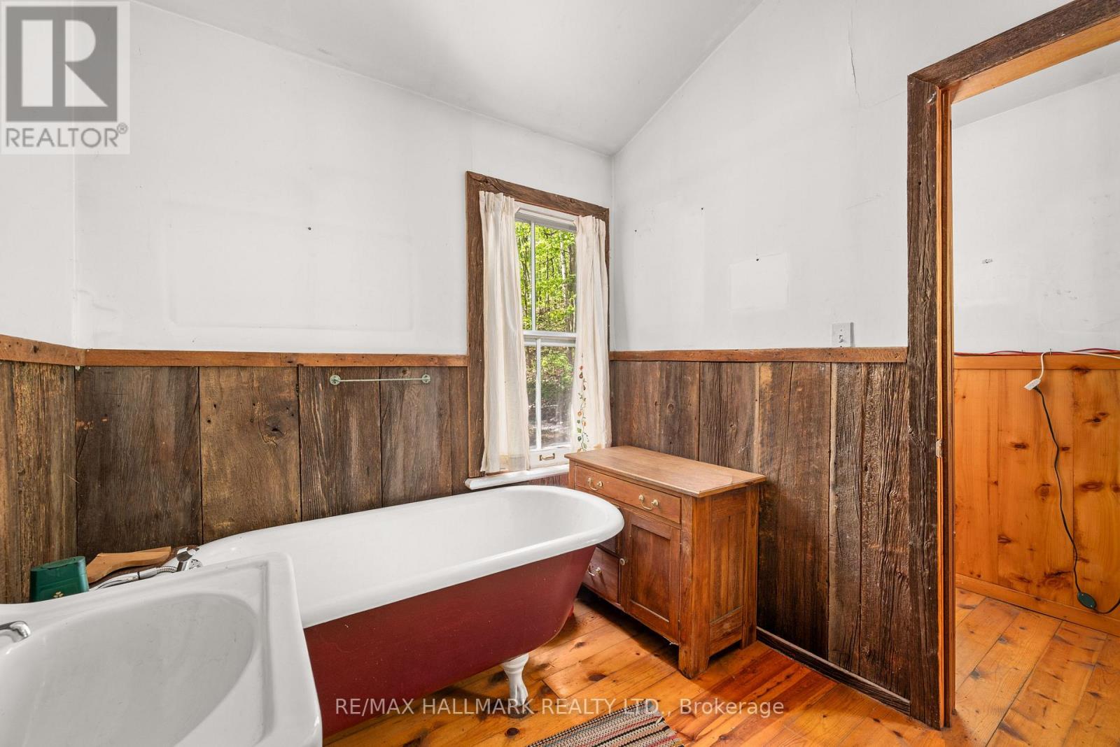 1005 LEARNERS LANE - 20