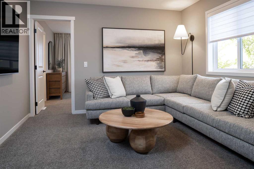 817 Marine Drive SE — photo 8