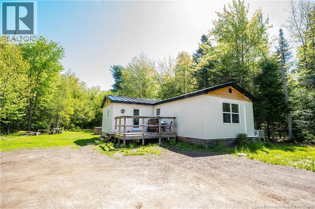 165 MacLean Crossroad - 45