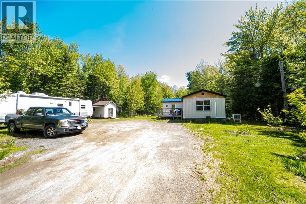 165 MacLean Crossroad - 48