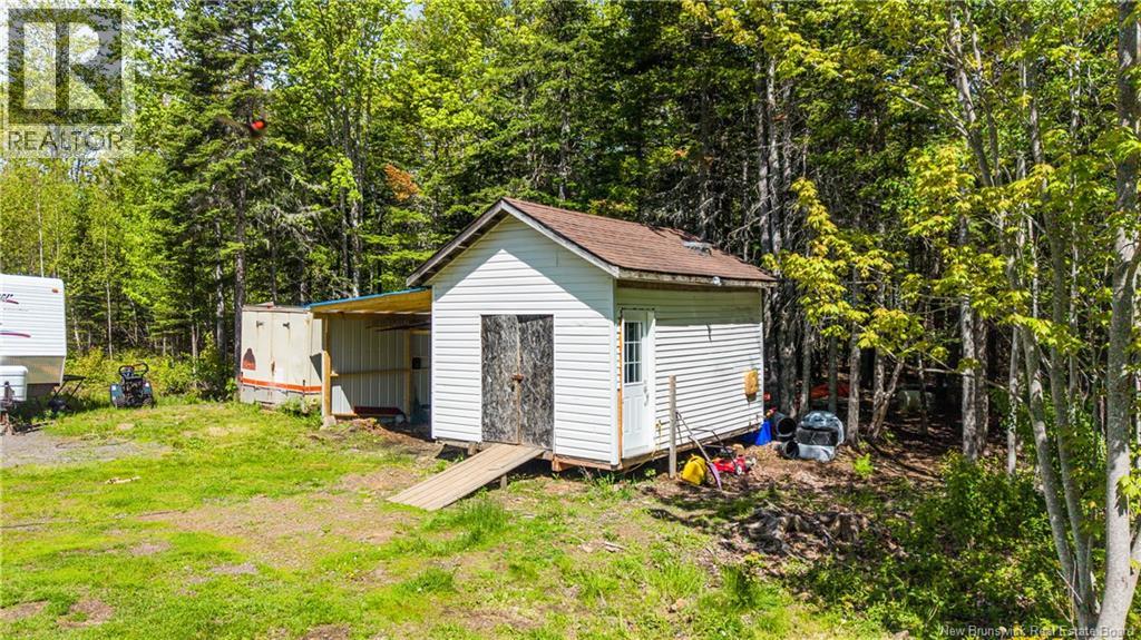 165 MacLean Crossroad - 43