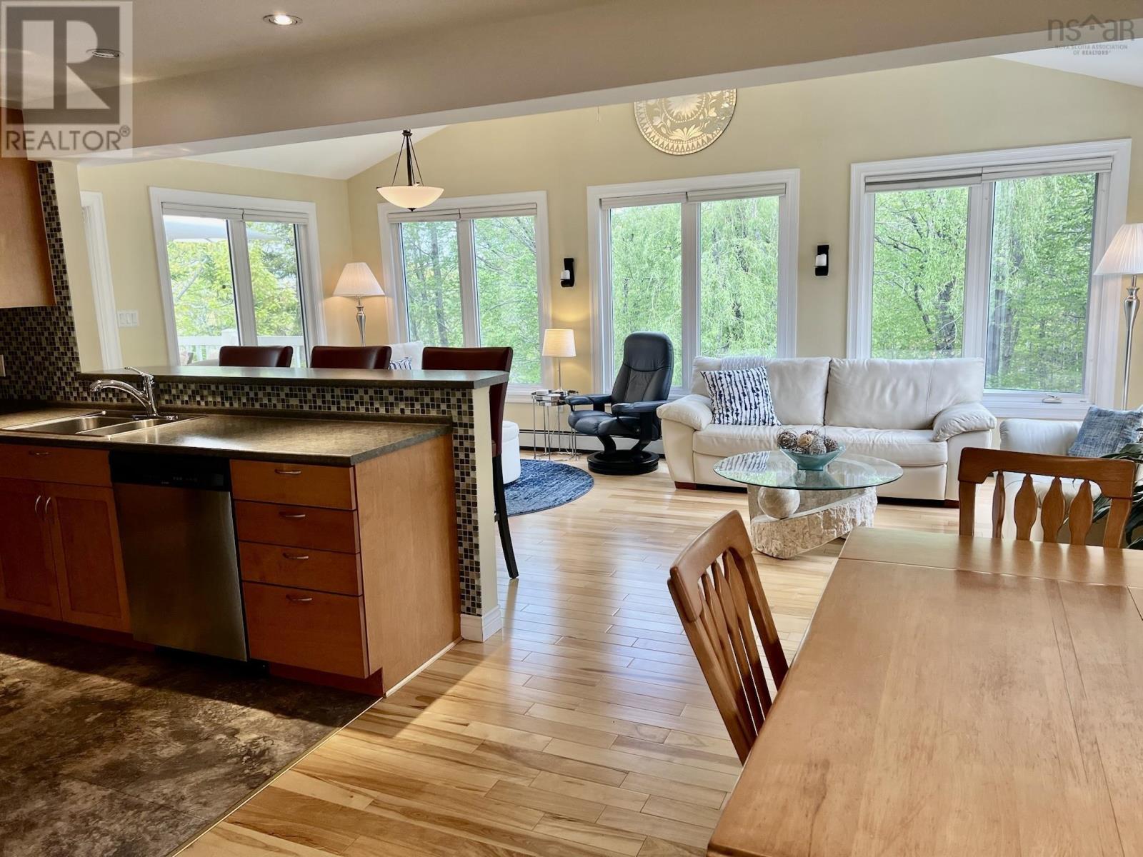 3 Beech Street - 5