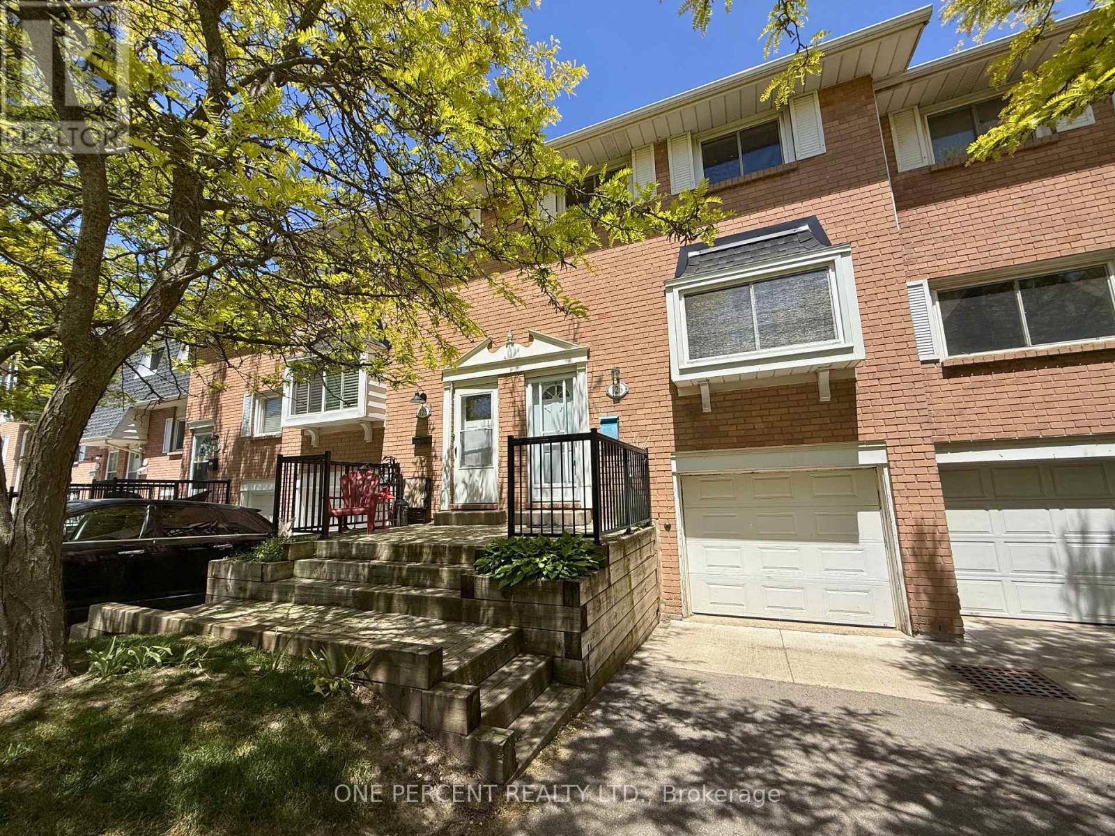 #126 185 DENISTOUN STREET S - 1