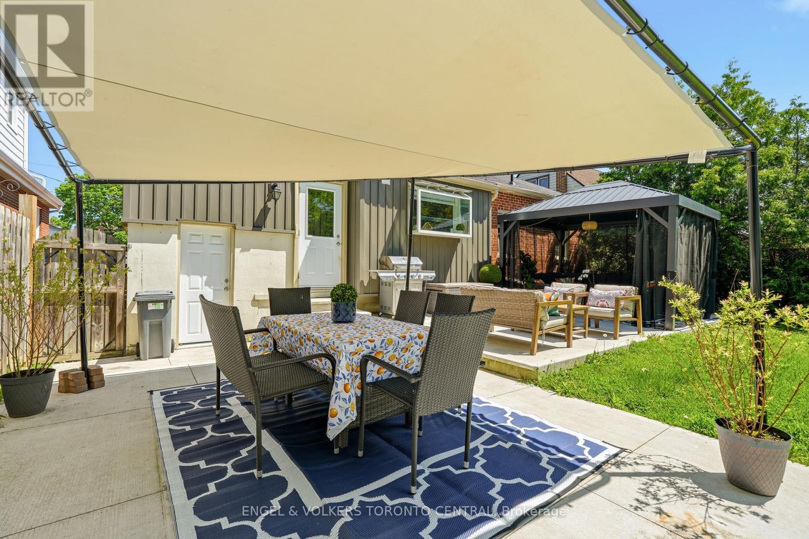 101 IRENE AVENUE - 38