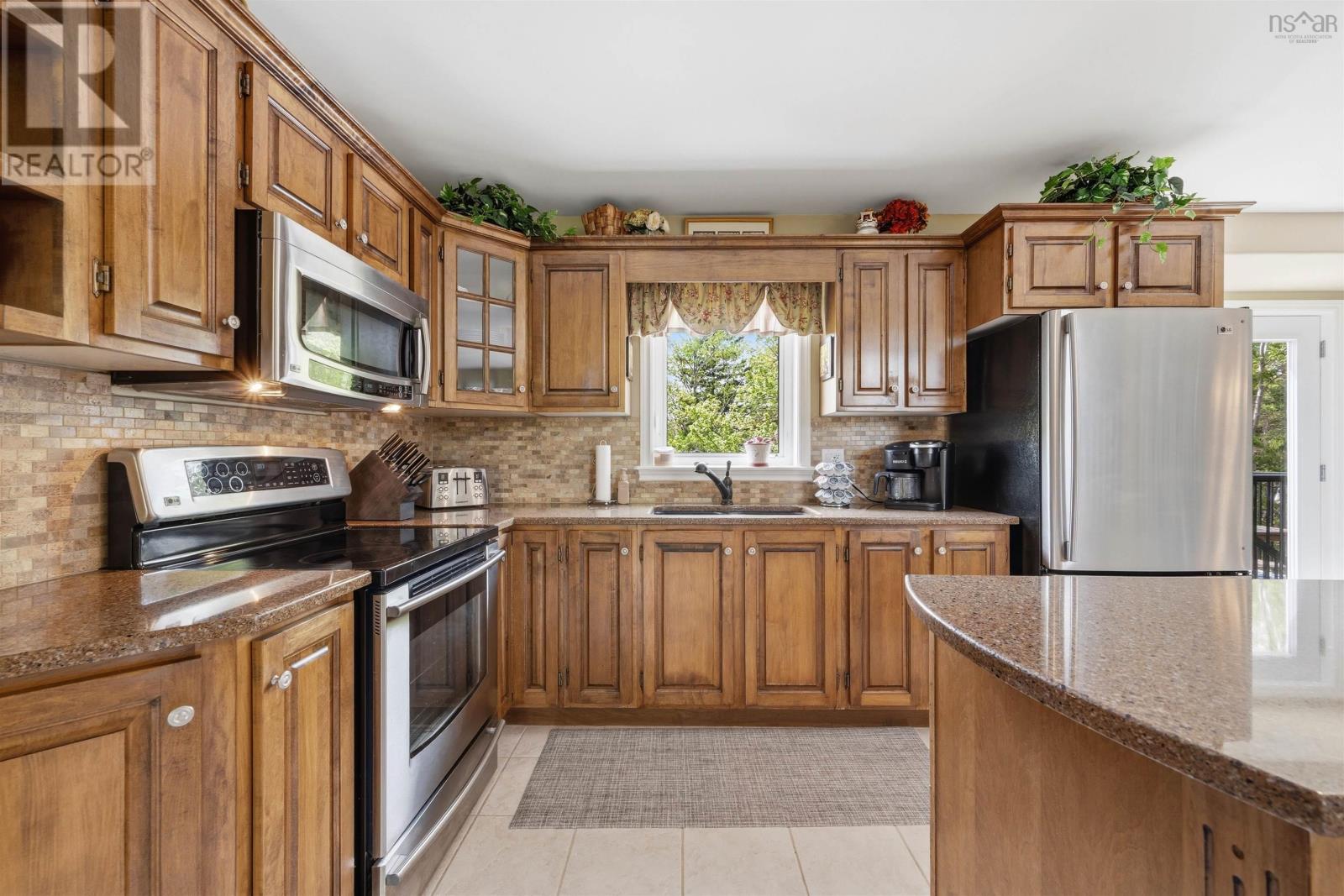 Property 34 of 49 of 273 Kingswood Drive