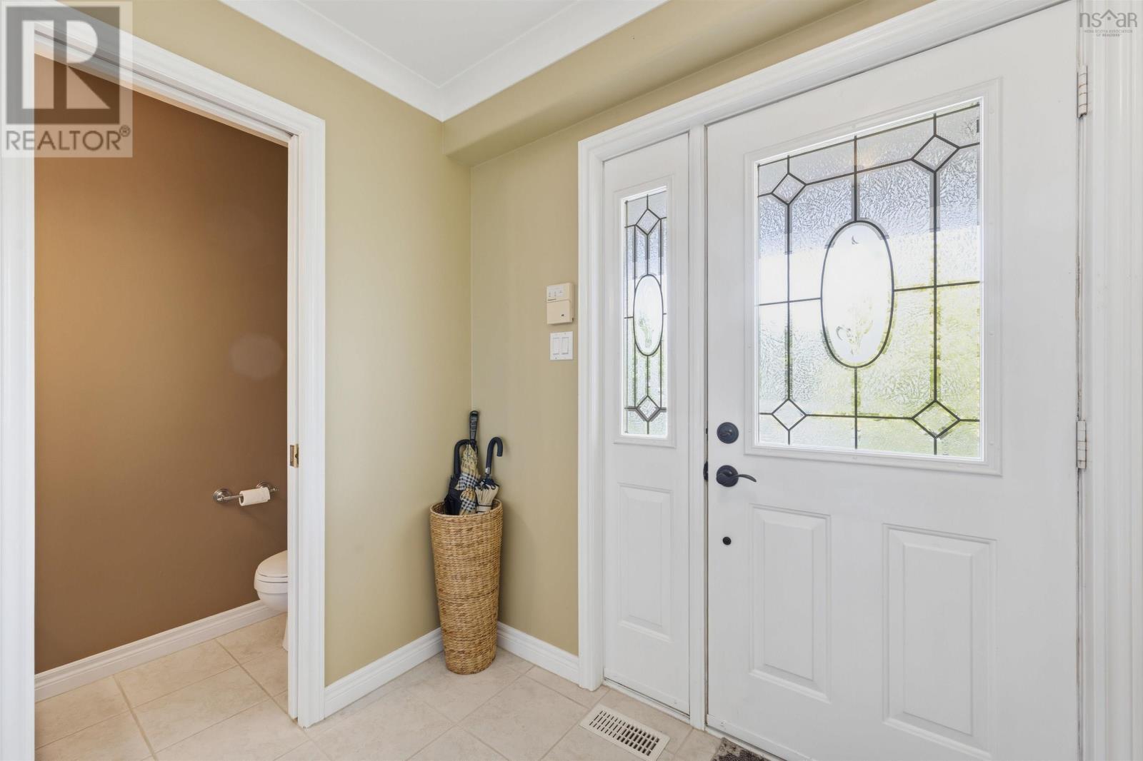 Property 35 of 49 of 273 Kingswood Drive