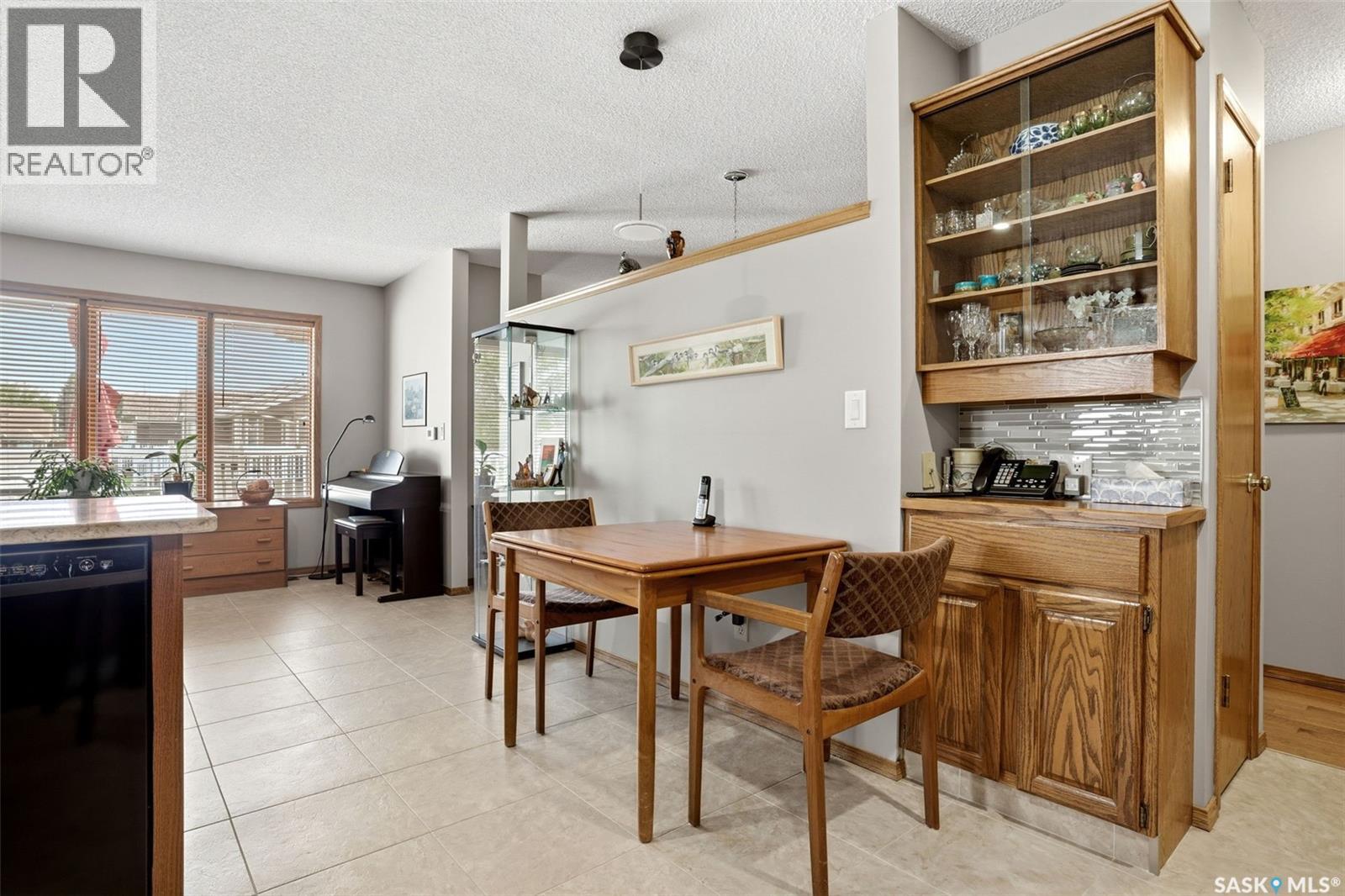 #22 Kensington CRESCENT - 15