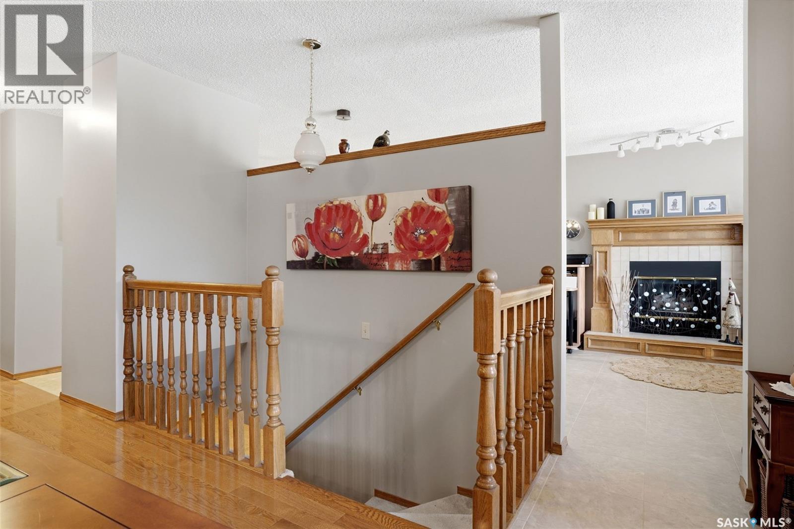 #22 Kensington CRESCENT - 26