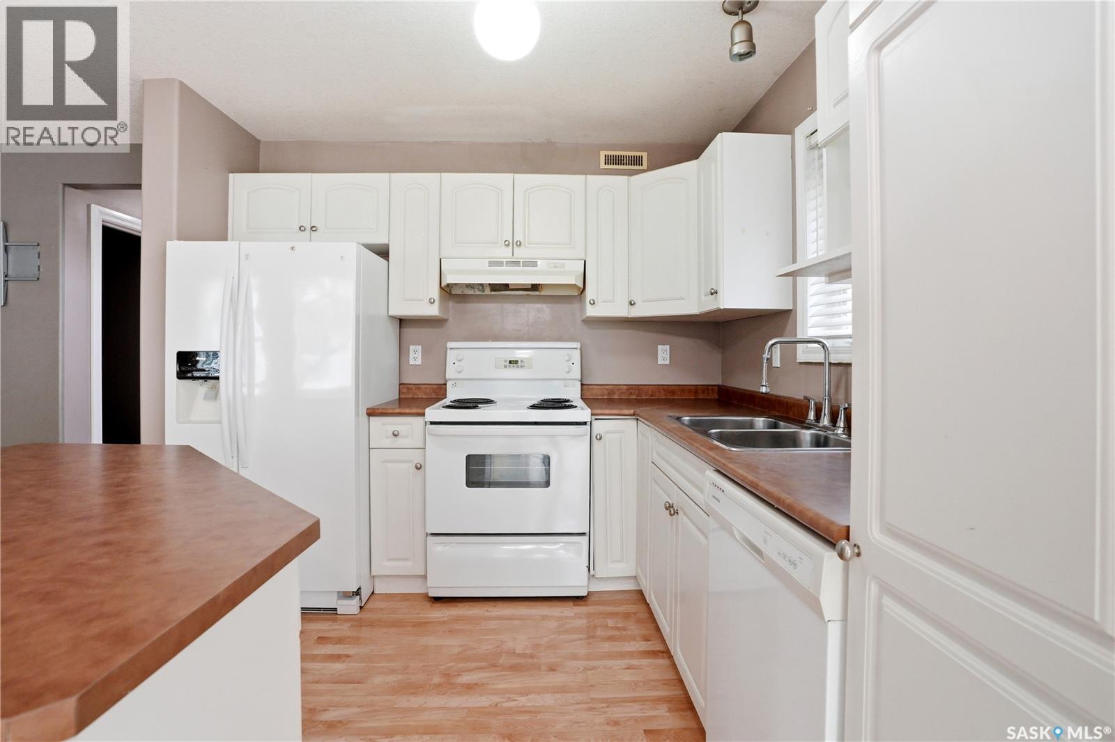 #21 138 Banyan CRESCENT - 12