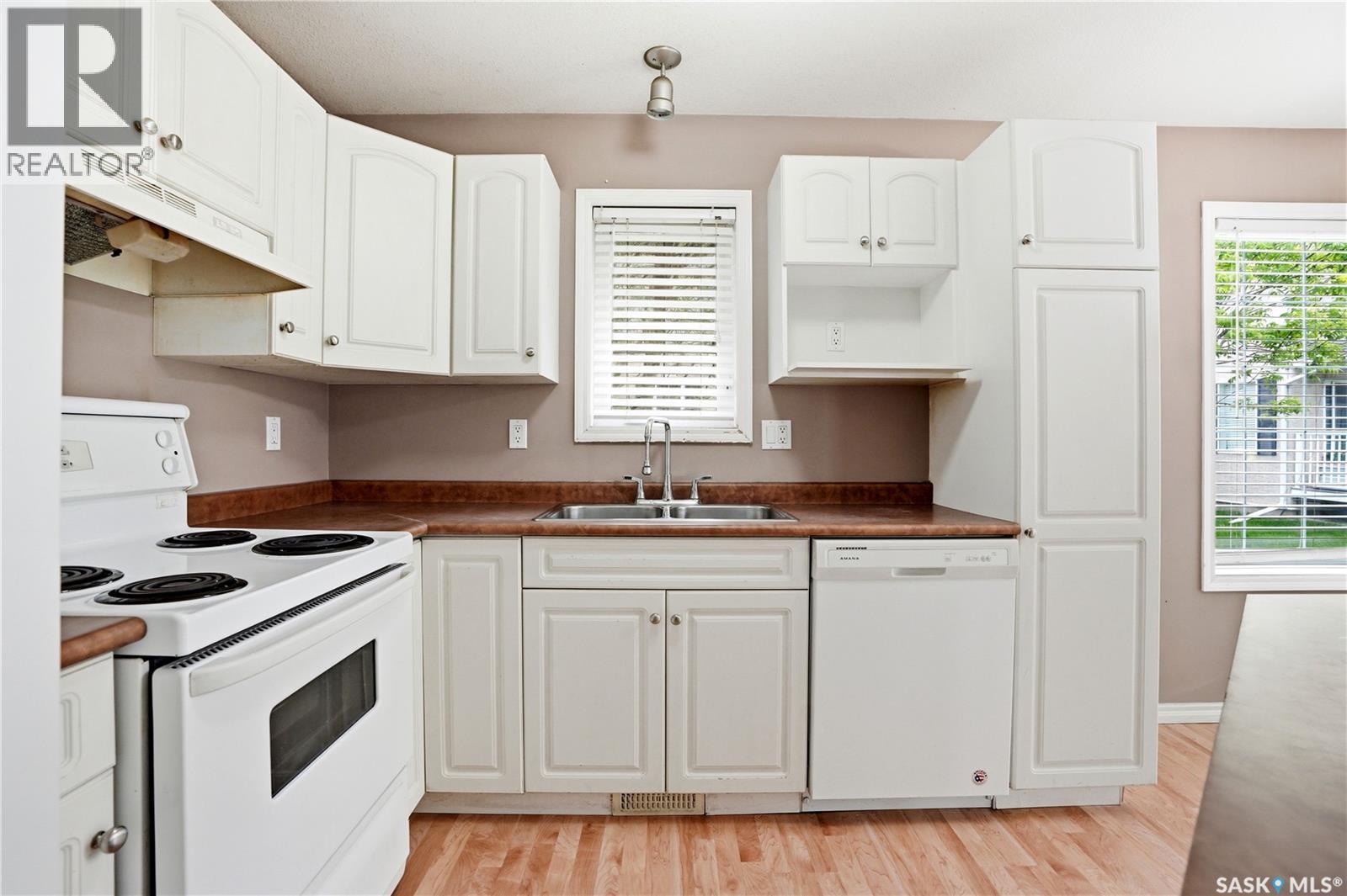 #21 138 Banyan CRESCENT - 13