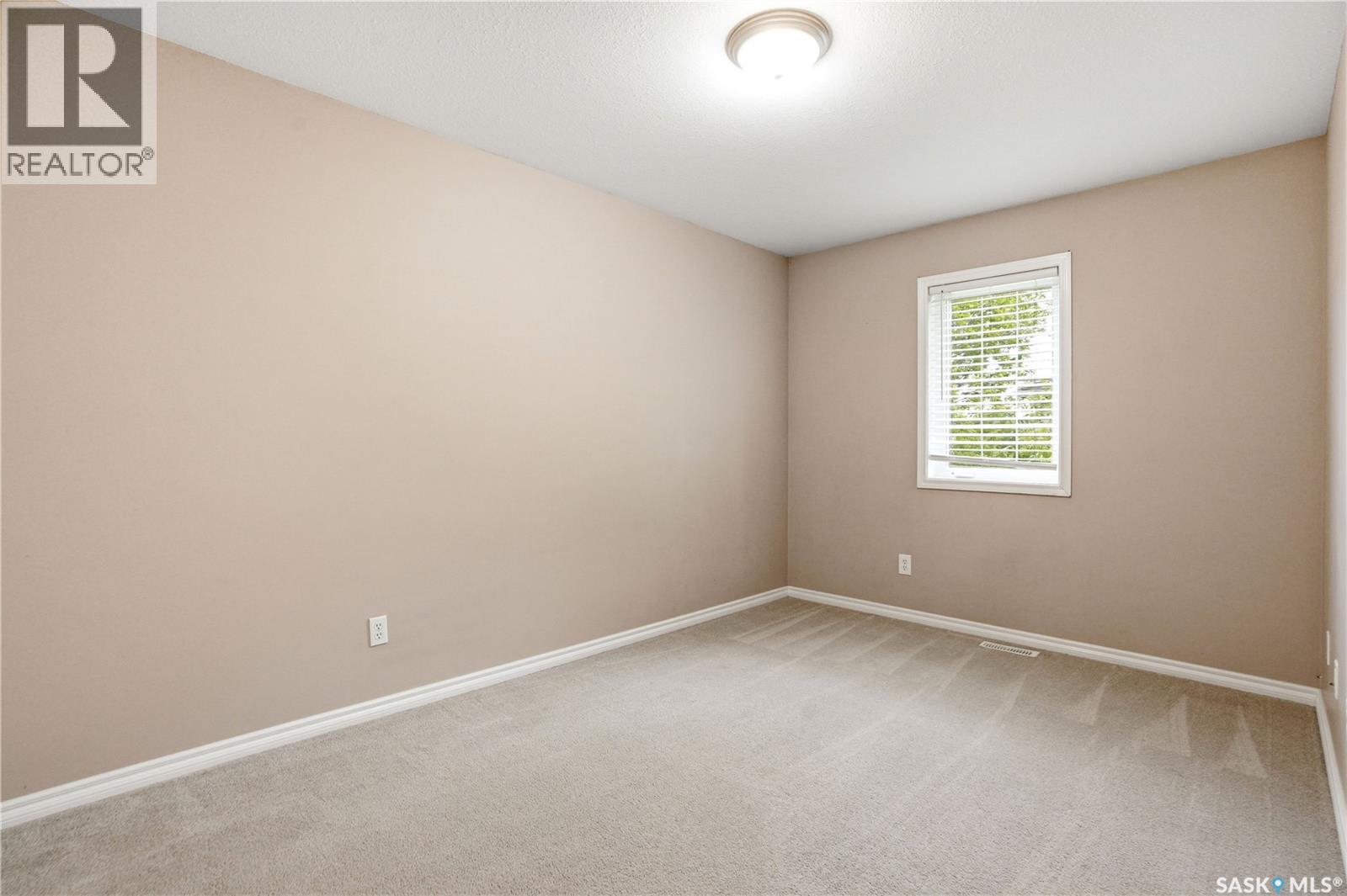 #21 138 Banyan CRESCENT - 25