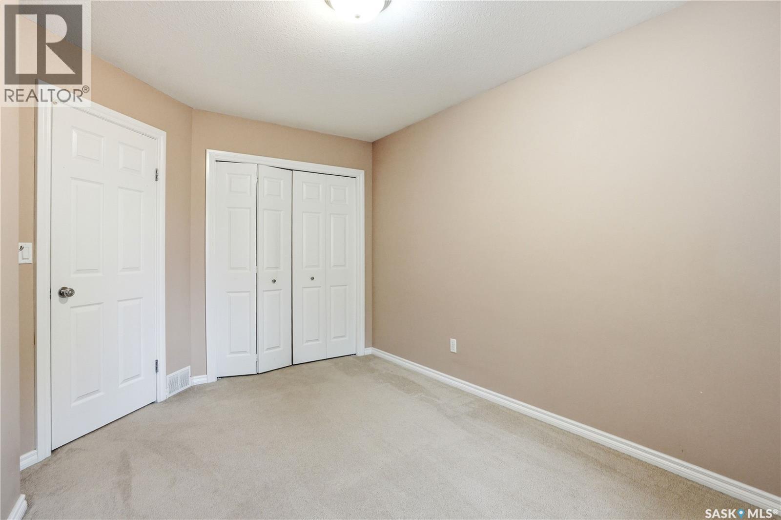 #21 138 Banyan CRESCENT - 26
