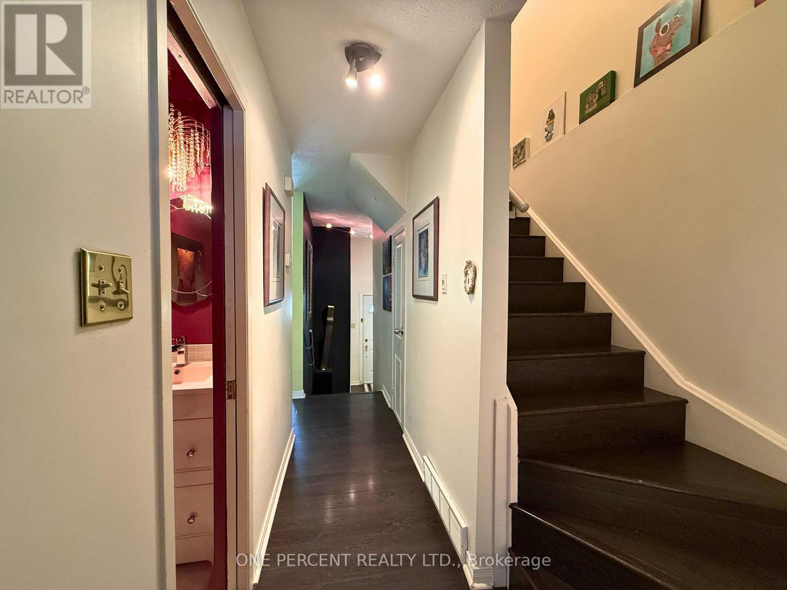 #126 185 DENISTOUN STREET S - 12