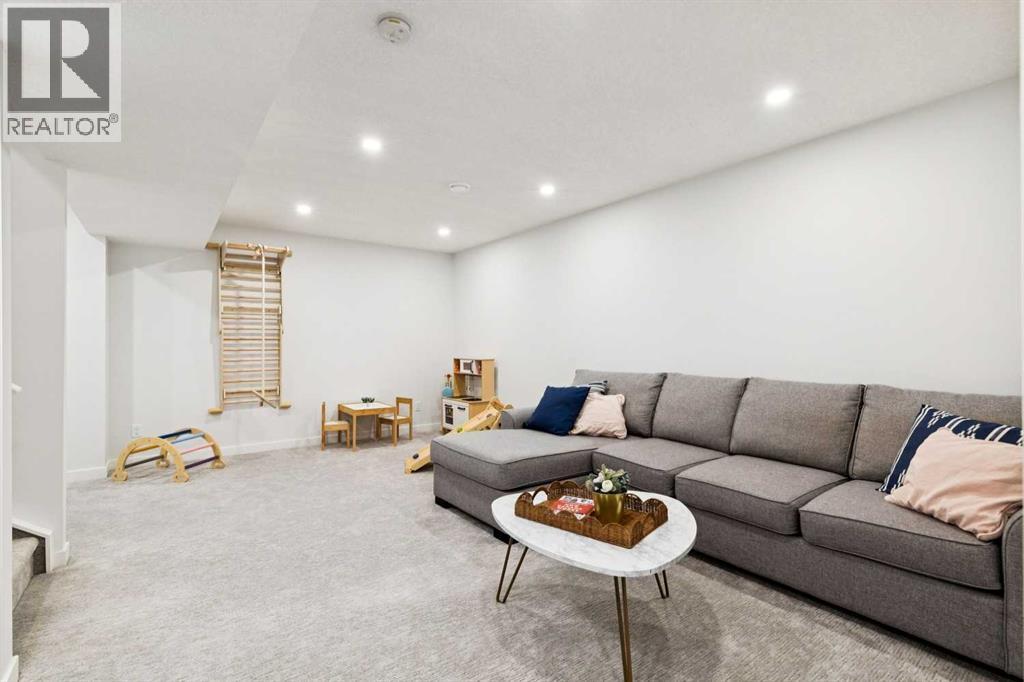 44 Creekside Boulevard SW - 23
