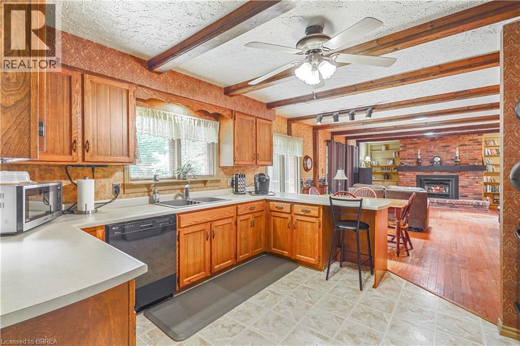 4-bedroom home for sale at 3 FIELDSTONE Circle, Brantford ON · photo 14 of 51
