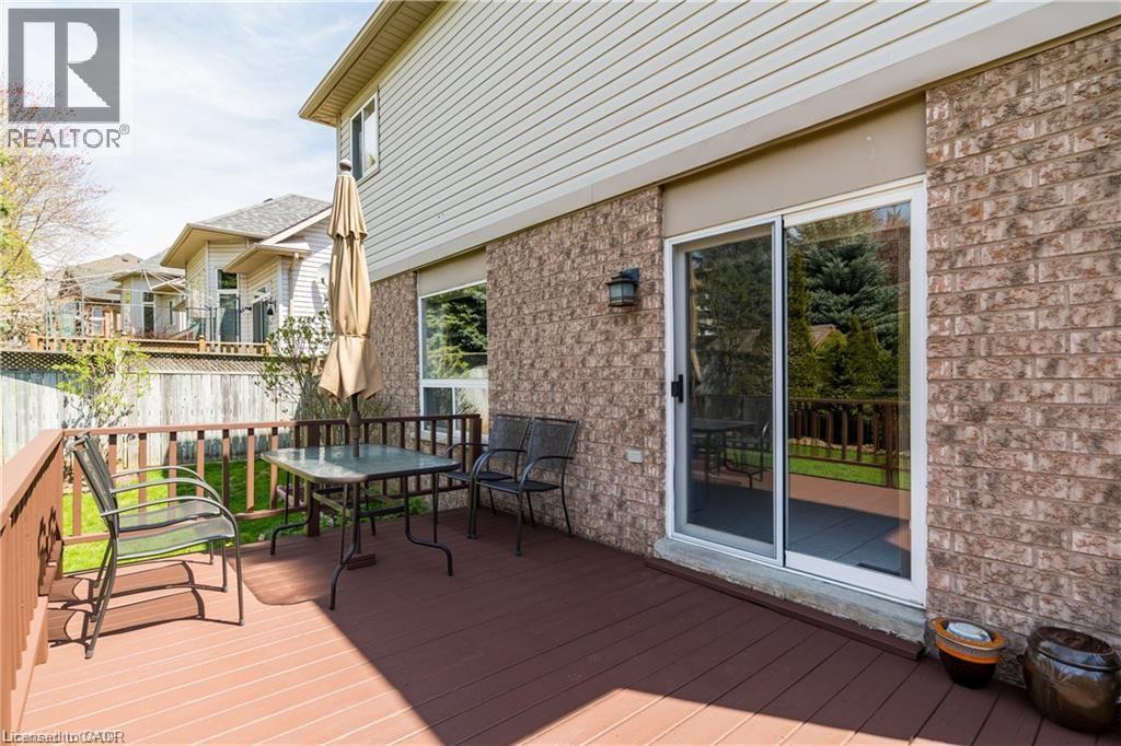 106 MOORE Crescent - 49
