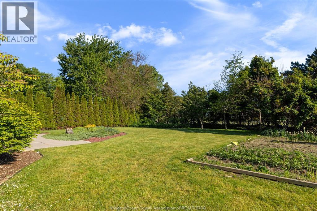 870 MCRAE AVENUE - 47