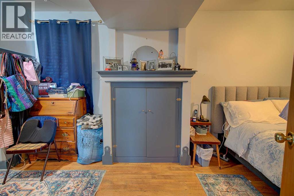5910 52 Avenue - 29