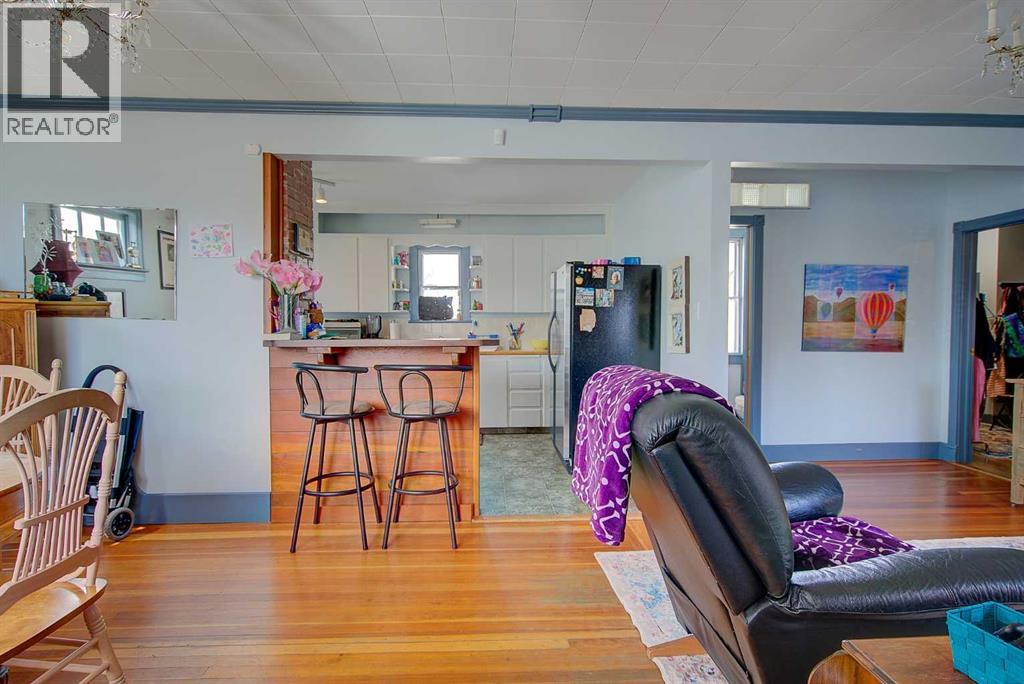 5910 52 Avenue - 22