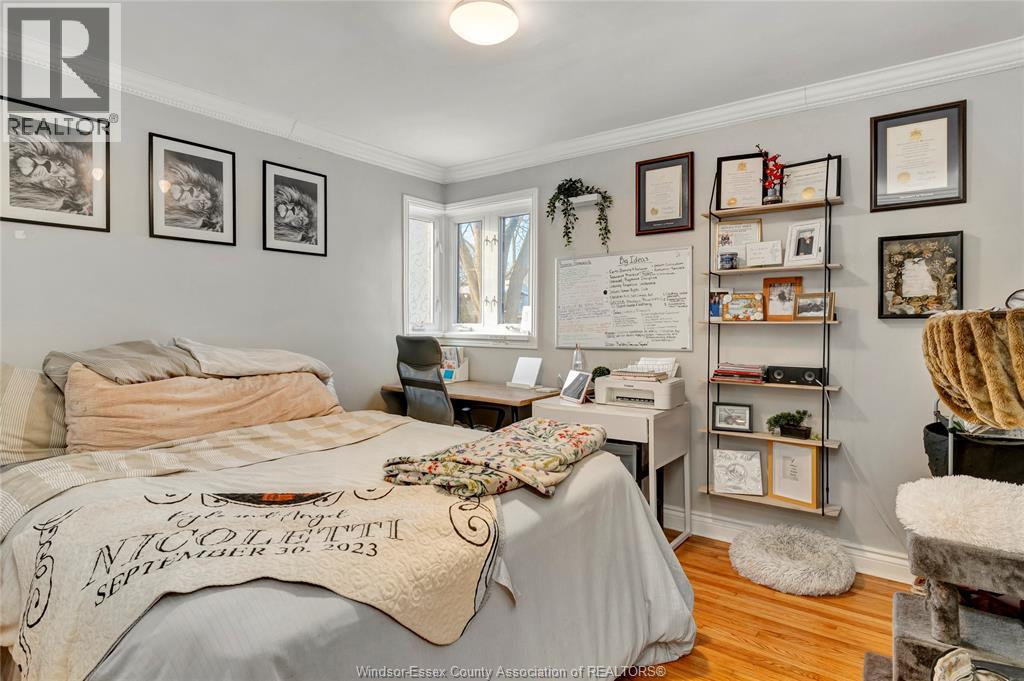 805 ROSELAWN - 19