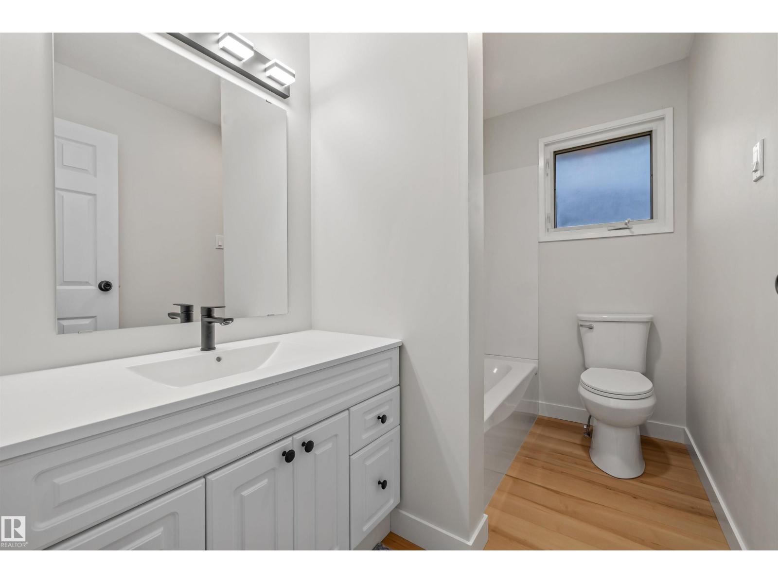 4 BENNETT PL — photo 25
