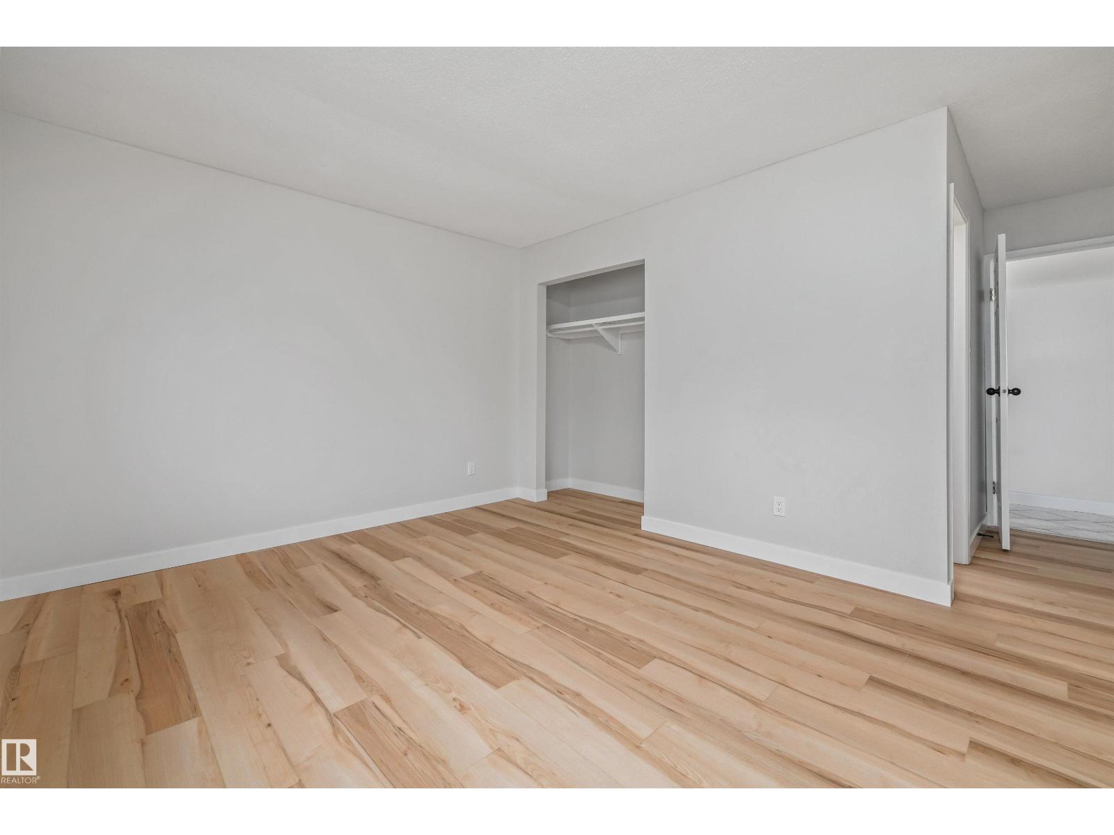 4 BENNETT PL — photo 30