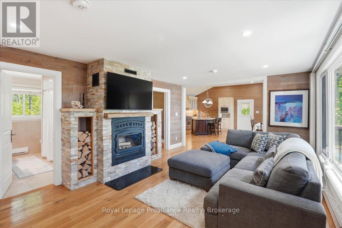 304 LAKEVIEW LANE - 14