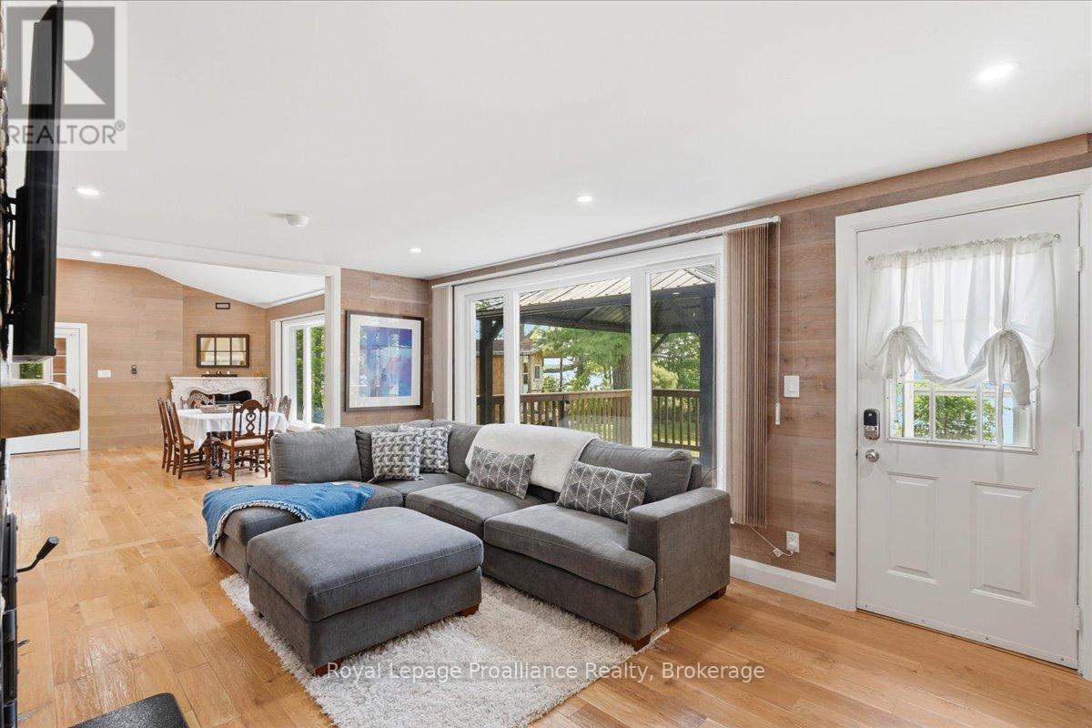 304 LAKEVIEW LANE - 15