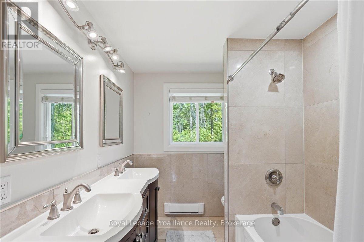 304 LAKEVIEW LANE - 22