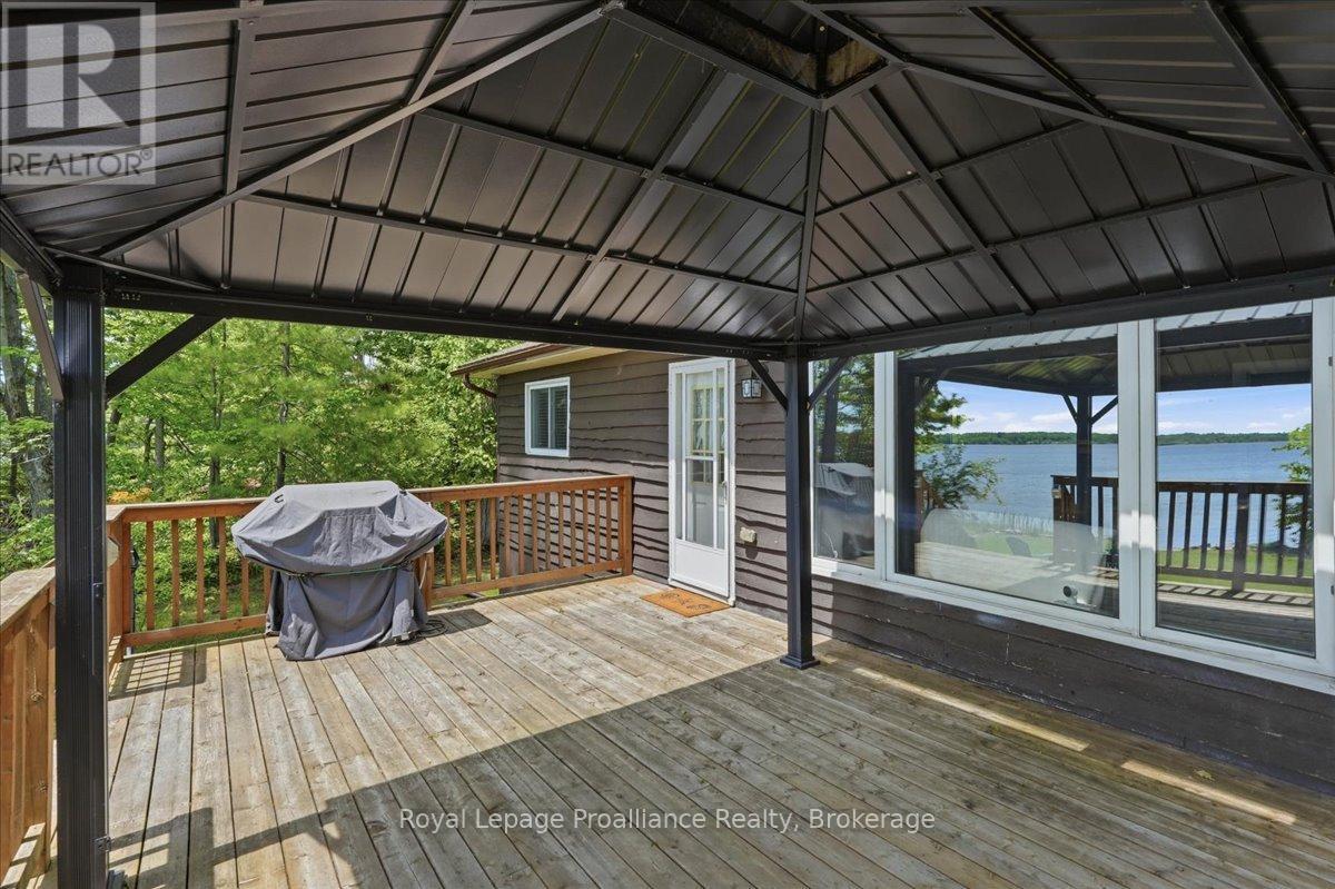 304 LAKEVIEW LANE - 32