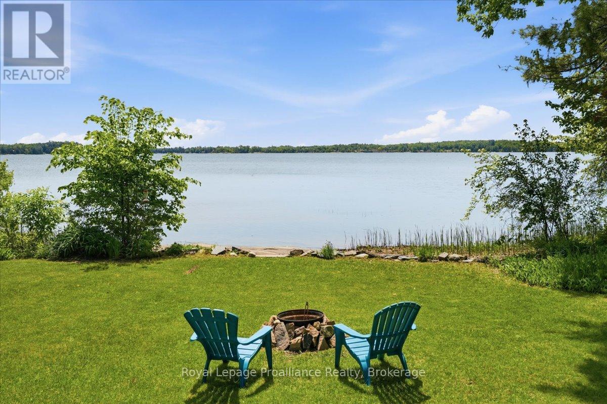 304 LAKEVIEW LANE - 36