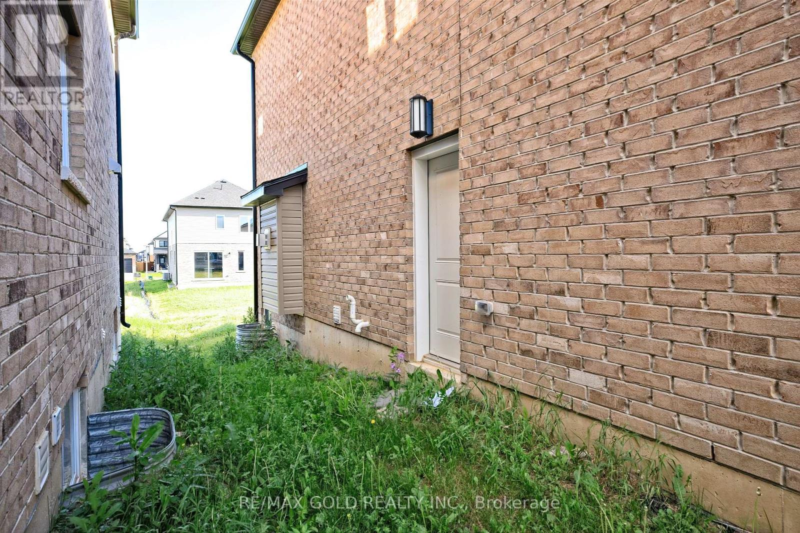 2606 BATEMAN TRAIL - 46