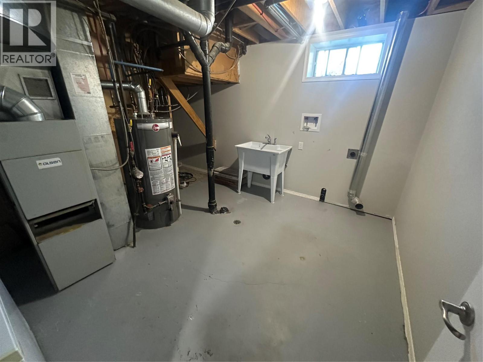 4108 52A Place NE - 17